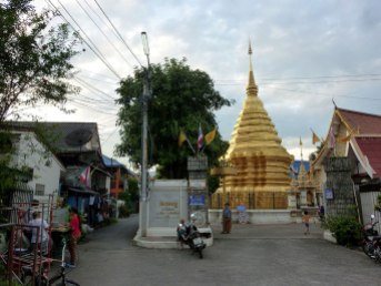 @Wat Si Chompoo