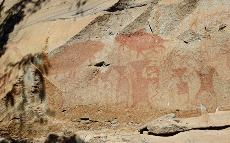 3,000 year old rock paintings at Pha Taem National Park, Thailand