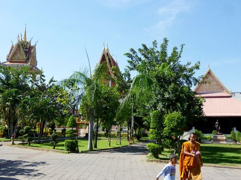 Ubon Ratchathani temple tour